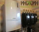 Газовый котел Vaillant в котельной дома из бревна