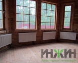 Монтаж радиаторов Kermi в эркере деревянного дома