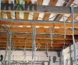 Кабельные трассы освещения в конструкции потолка